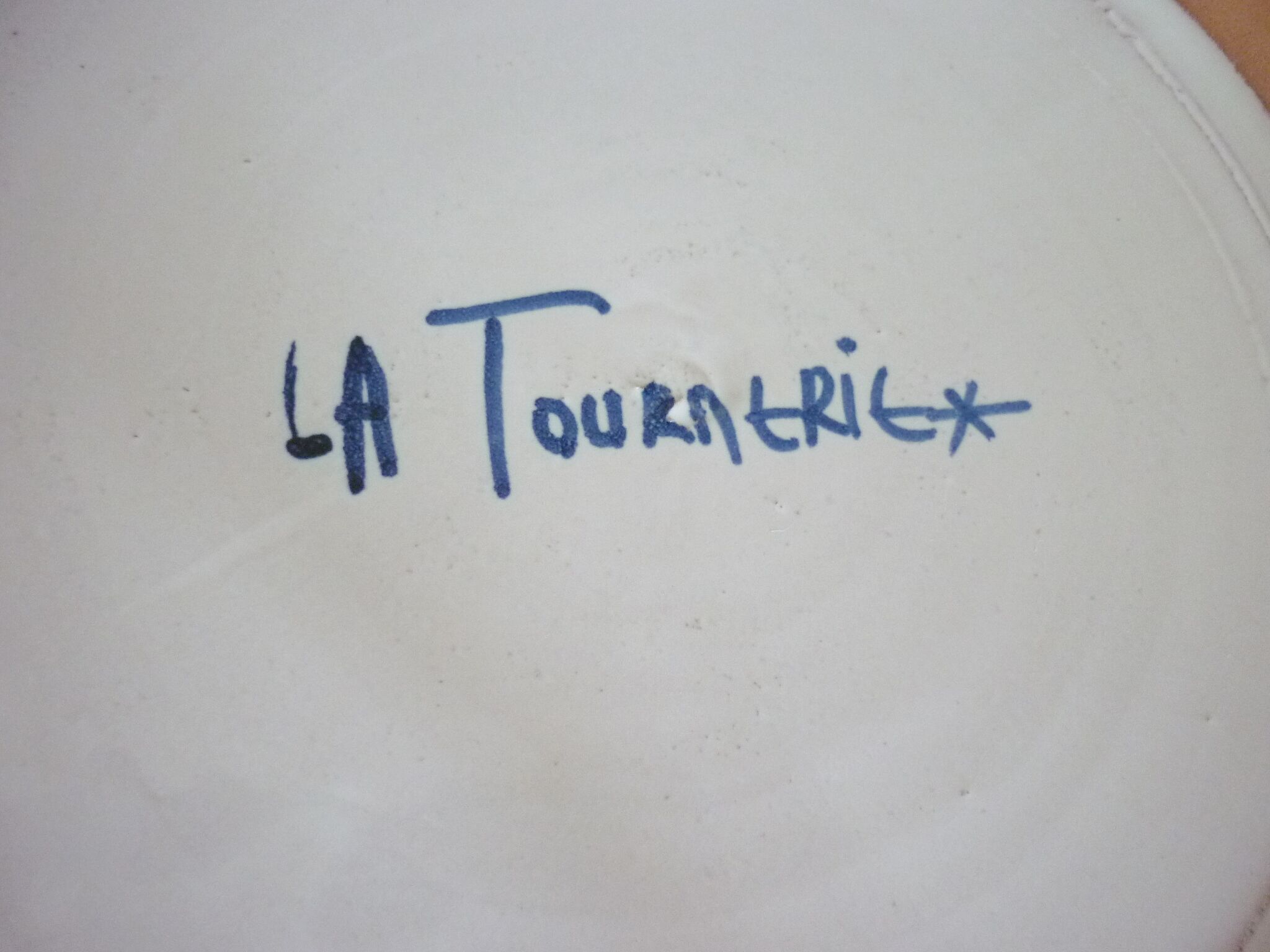 Enameled ceramic art plate, signed La Tournerie, 1960s/1970s
