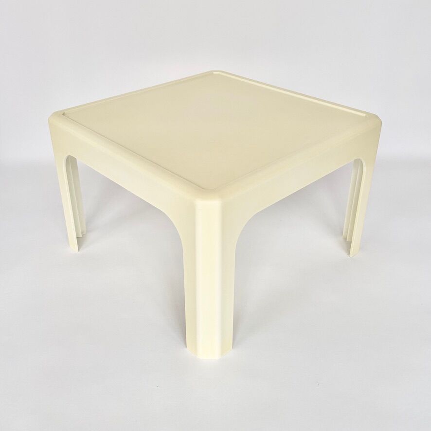 Coffee table vintage 70s