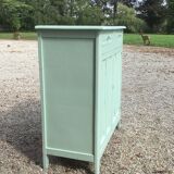 Green parisian buffet of water