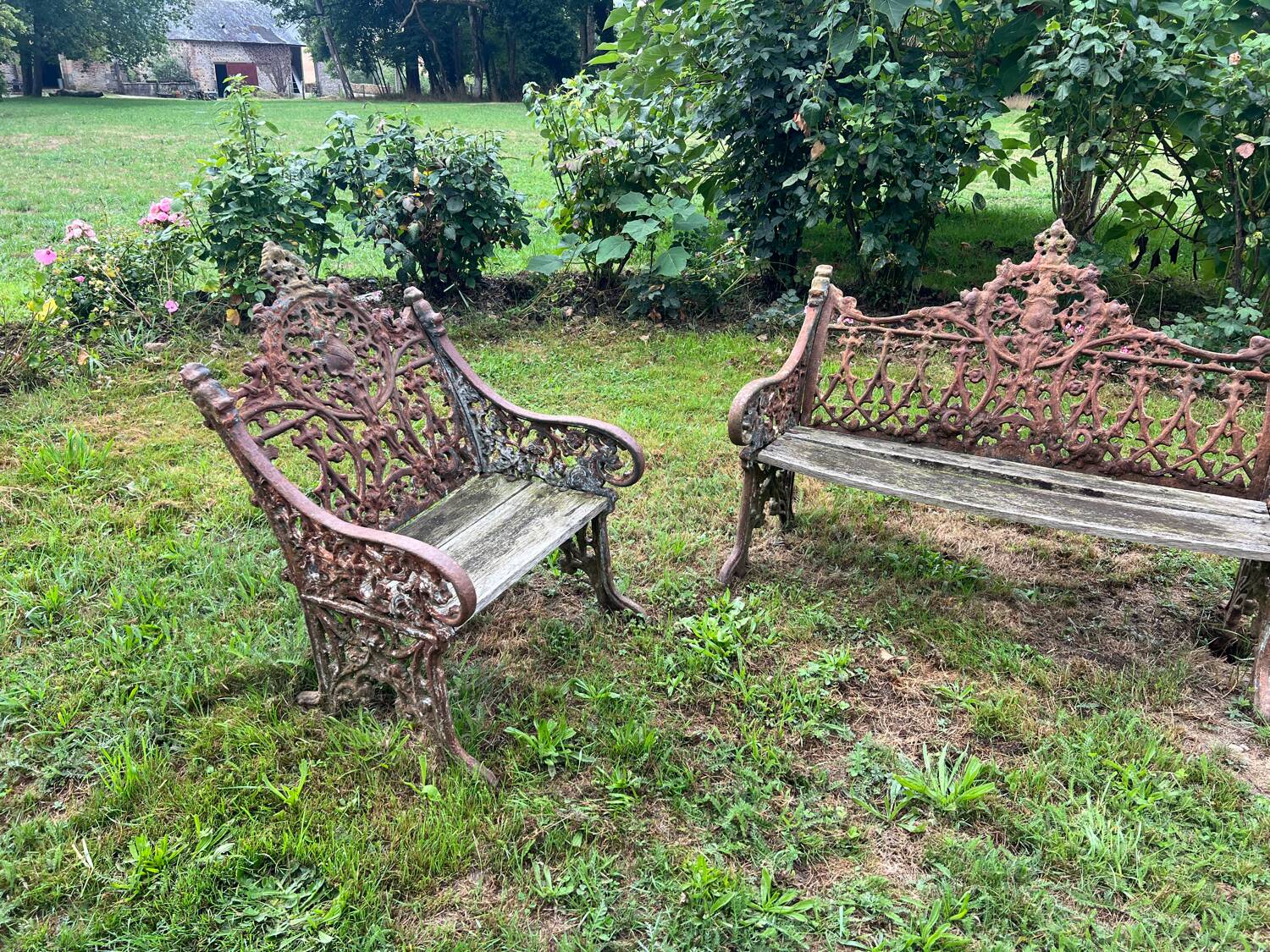 Sculpted cast iron garden furniture