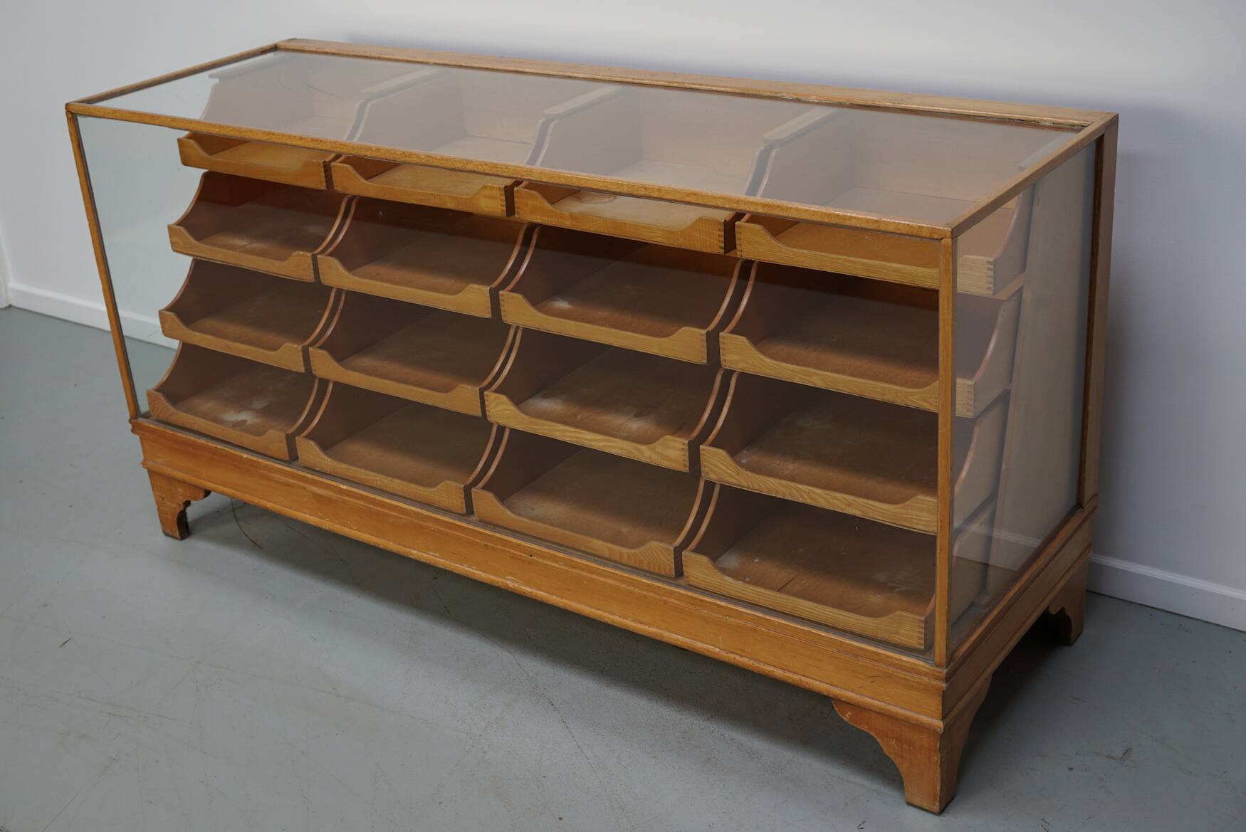 Antique Shop Counter in English Beech, circa 1920-1930