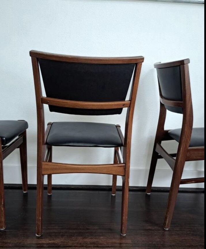 Set of 4 vintage dining chairs in Rosewood and leatherette , 1960s