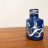 Danish mid-century porcelain vase from the Baca line with bird motif by Nils Thorsson for Aluminia Royal Copenhagen, 1960s.