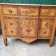 Commode 3 tiroirs en marqueterie style Louis XVI