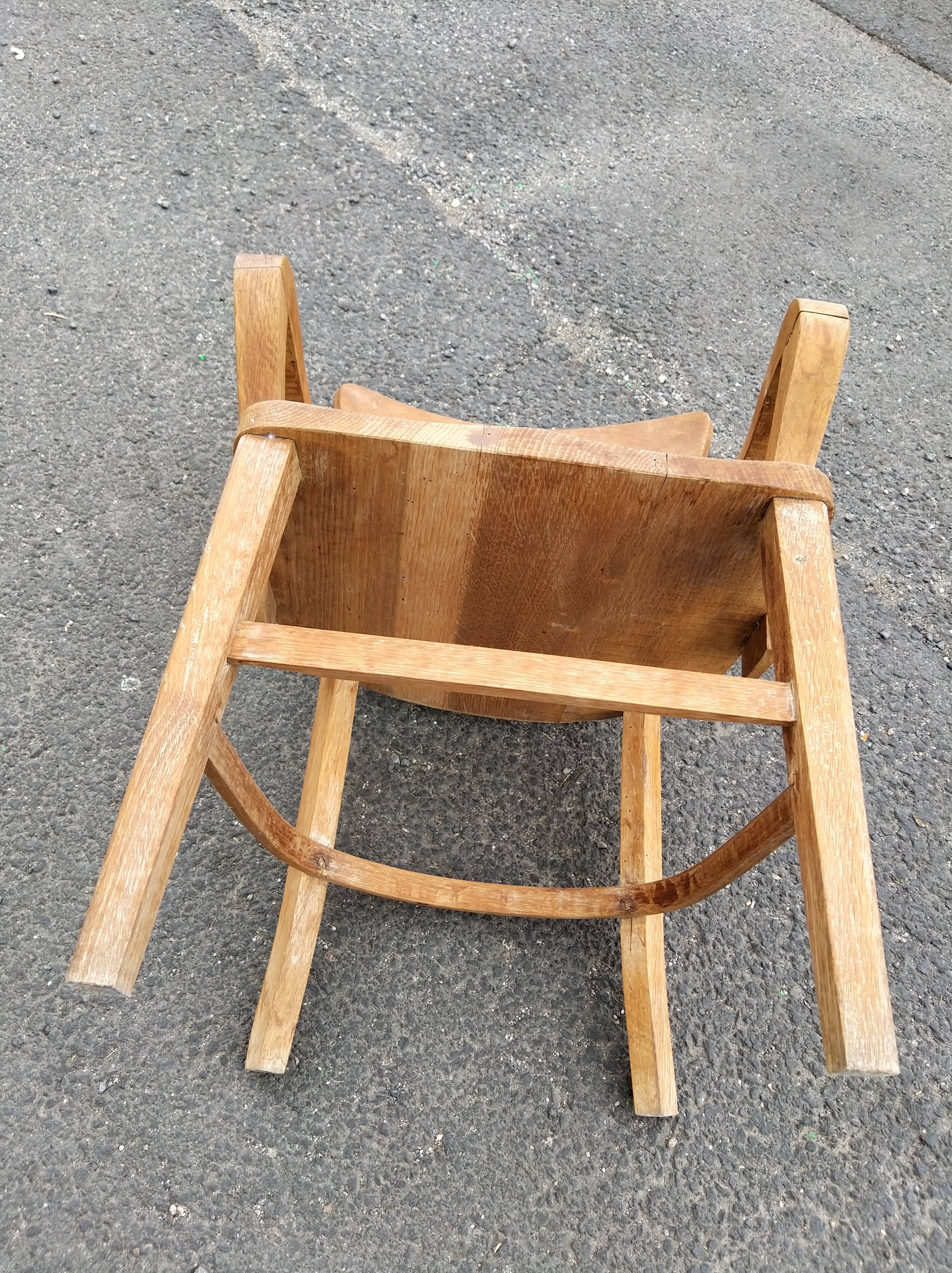 Fauteuil de bureau d'enfant dit "Américain" en chêne vers 1920