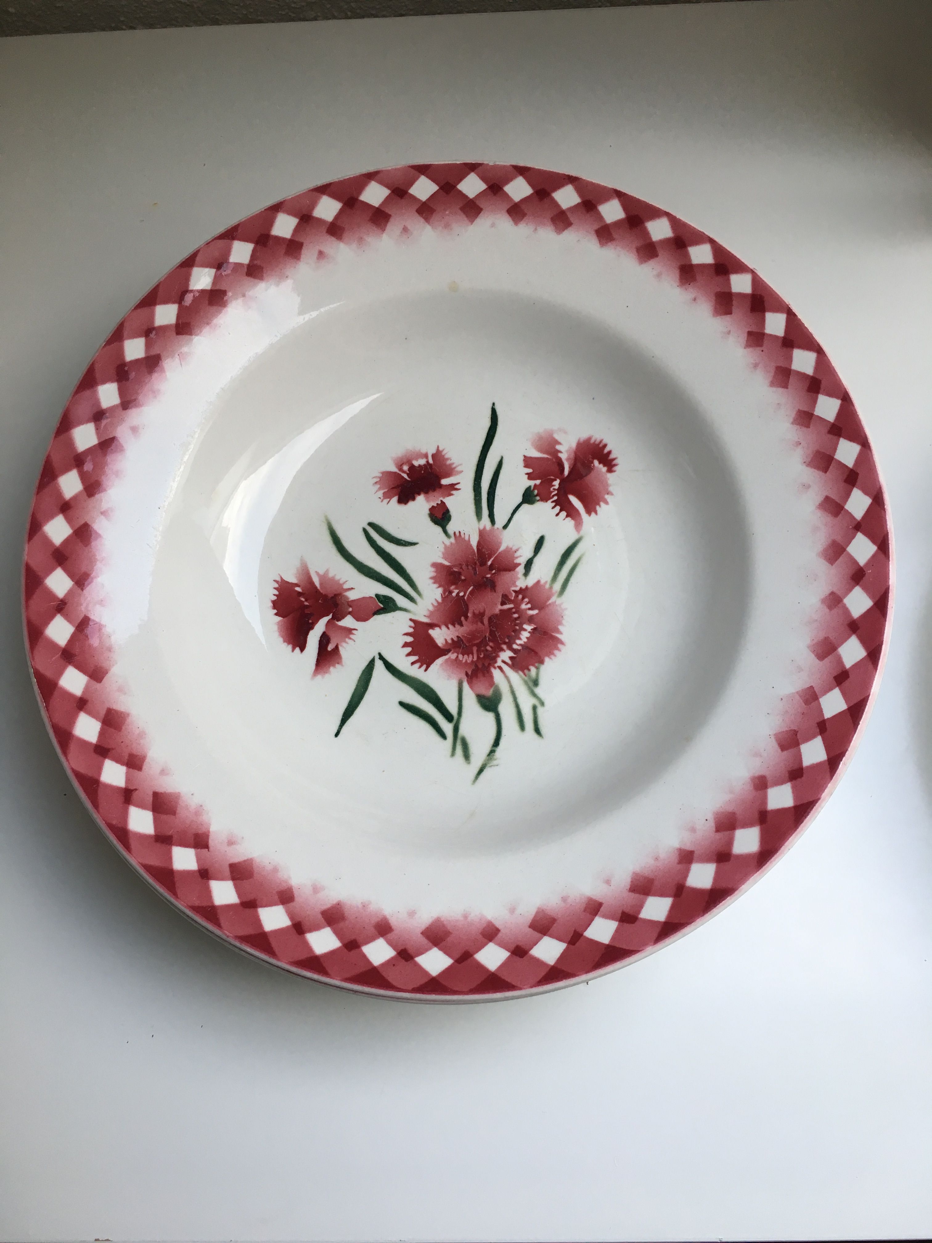 Set of 11 plates signed Mignardises Sarreguemines hand painted decor