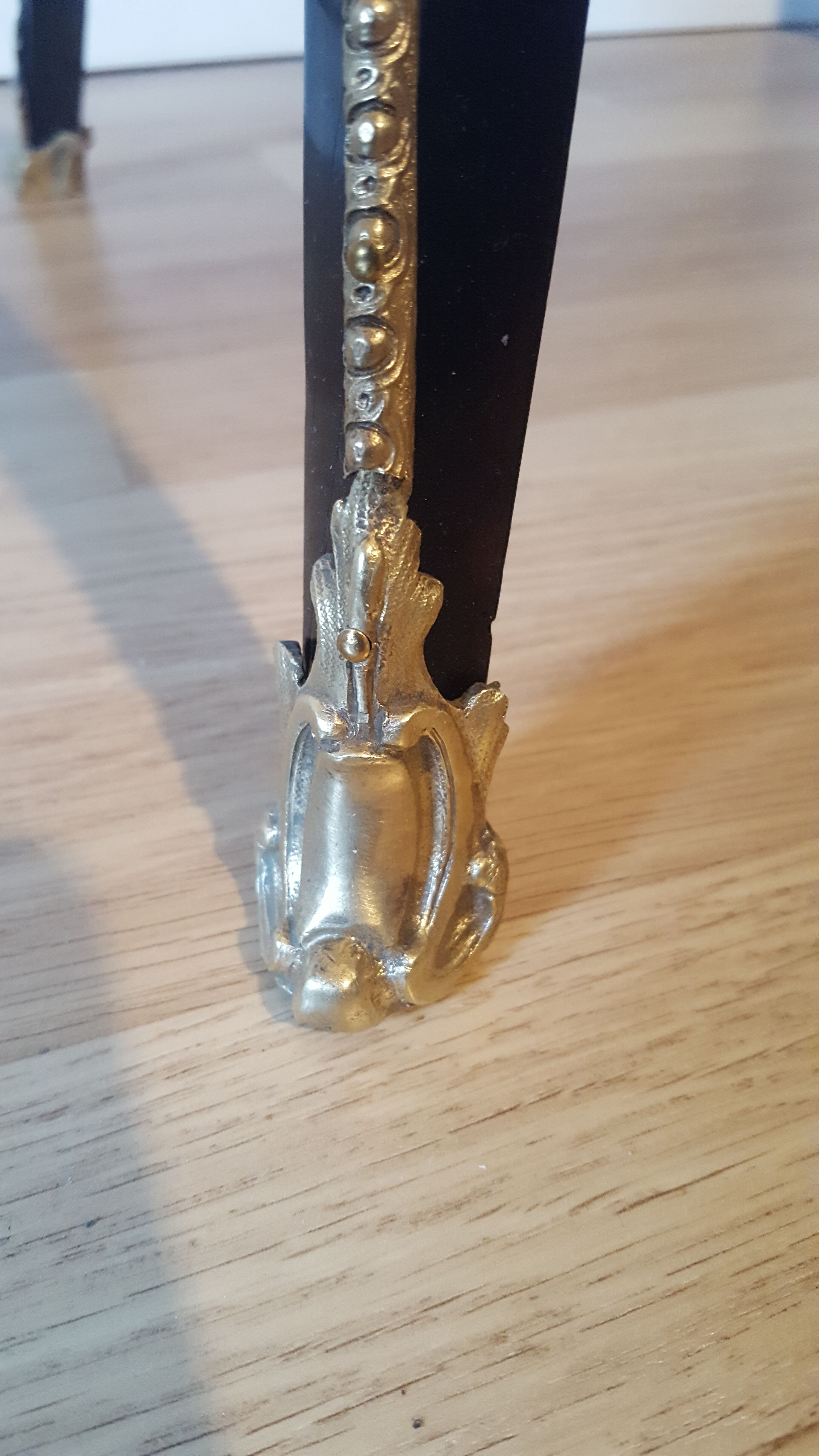 Table travailleuse Napoléon III stamped "TAHAN Paris"