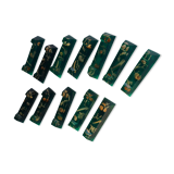 Knife holder in resin and inclusion of shells