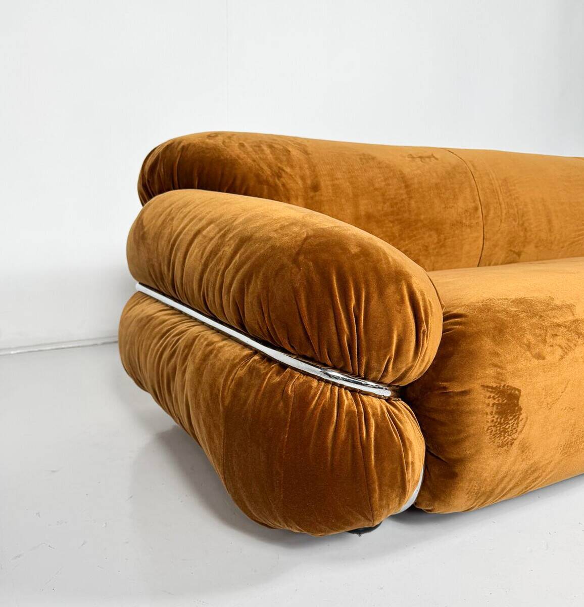 Three-Seater Sesann Sofa by Gianfranco Frattini for Cassina, Italy, 1970s