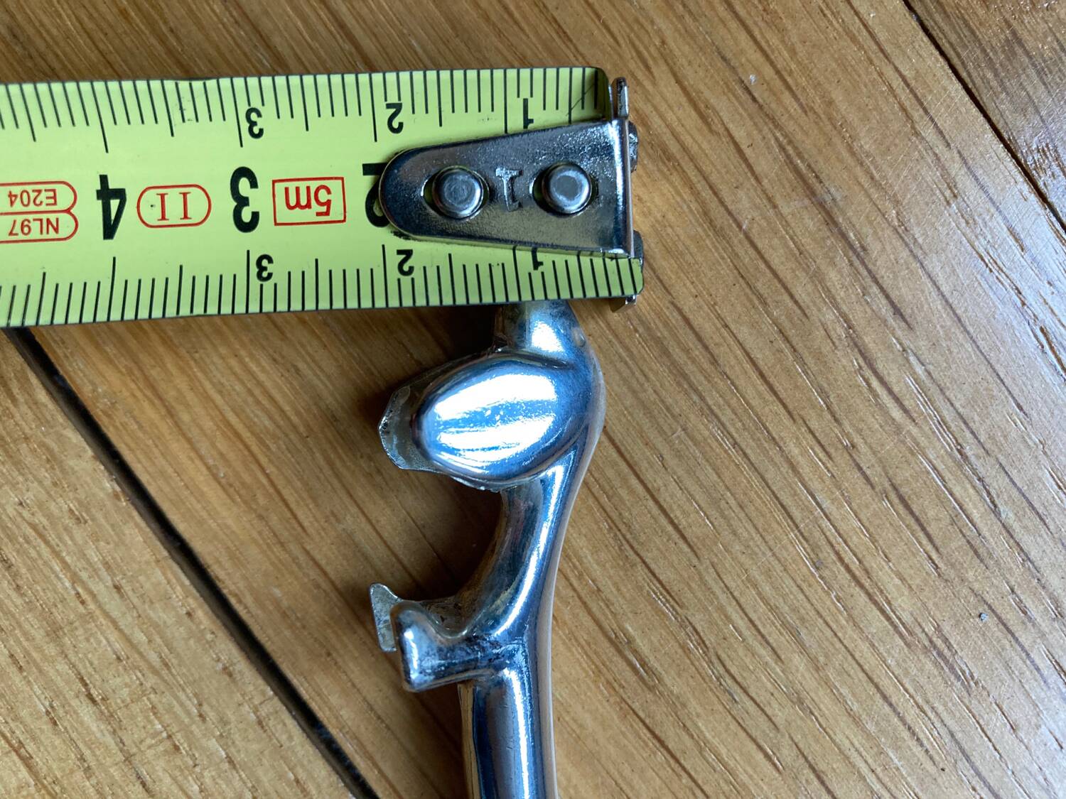 Silver metal dog knife holder