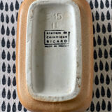 Pitcher in Ricard sandstone