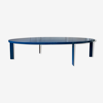 Table basse ovale en bois laqué bleu
