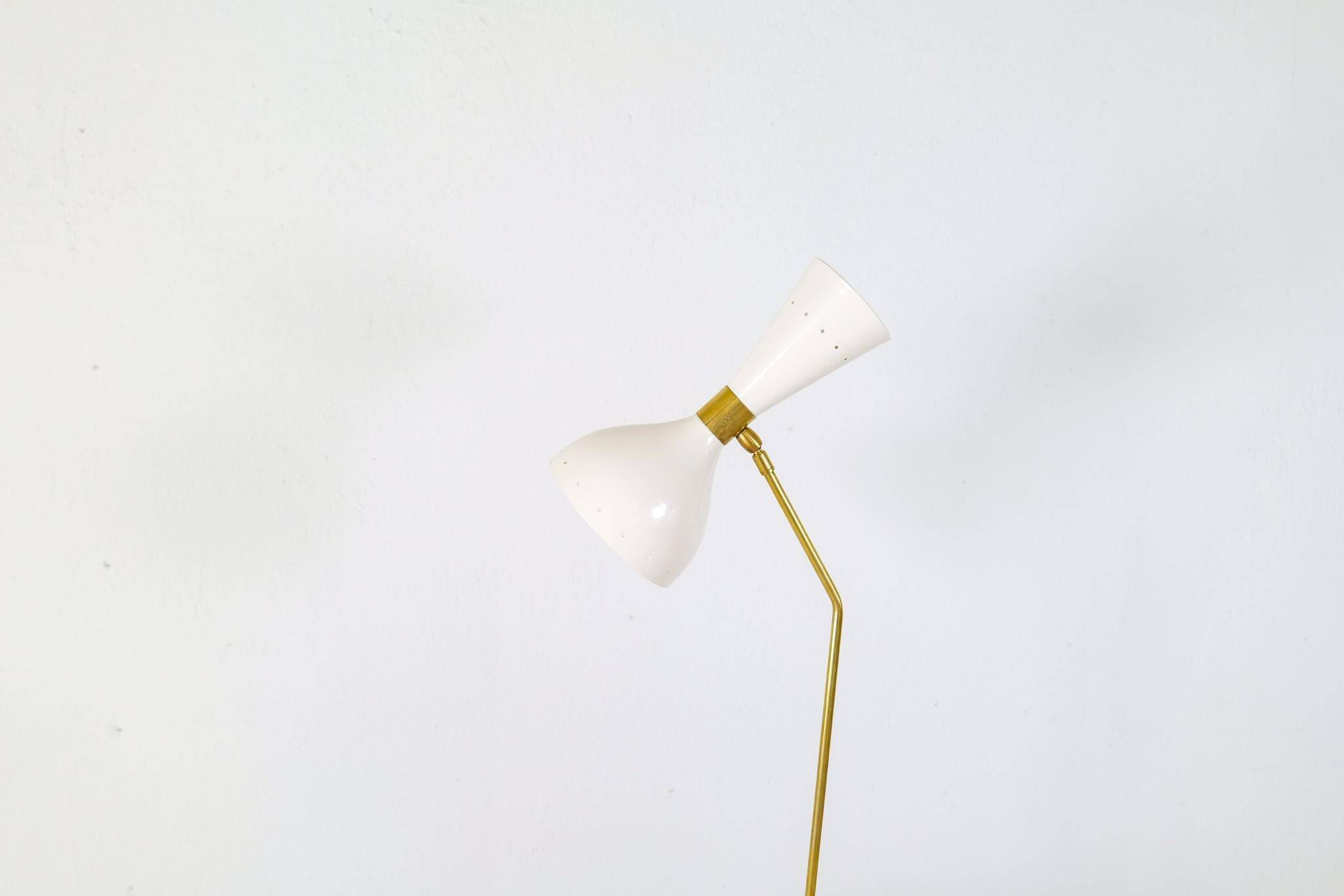Modern Italian Table Lamp in Brass and Metal, Stilnovo Style