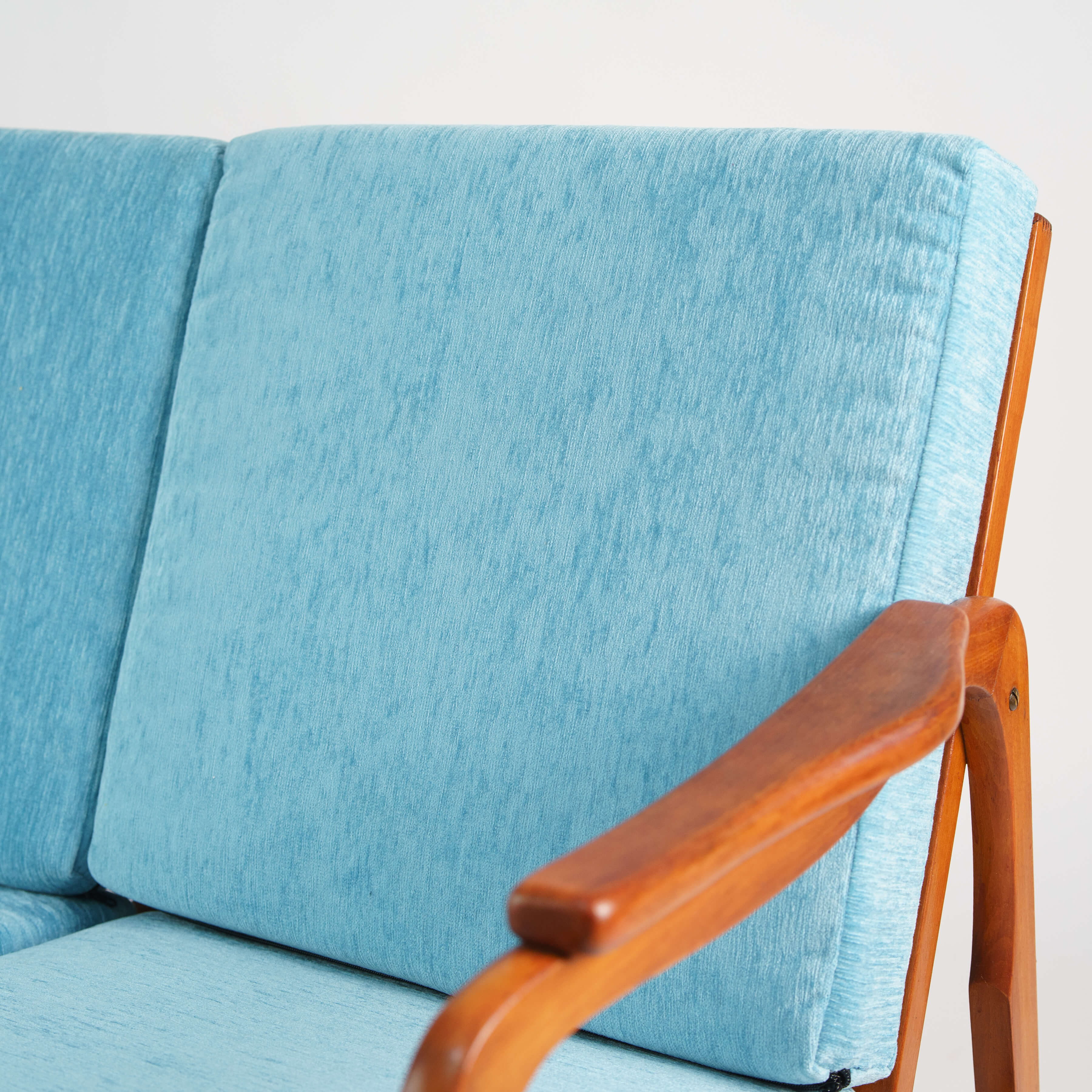 Blue velvet sofa 3 seater vintage style 60s