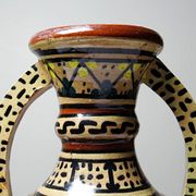 Small handled ceramic vase from Safi, signed, Morocco, 1960-1980.