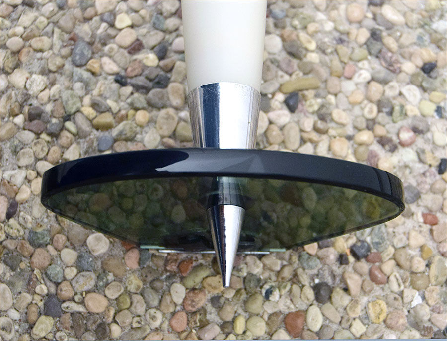 Set of two mid-century appliques in satin glass, crystal and chromed brass