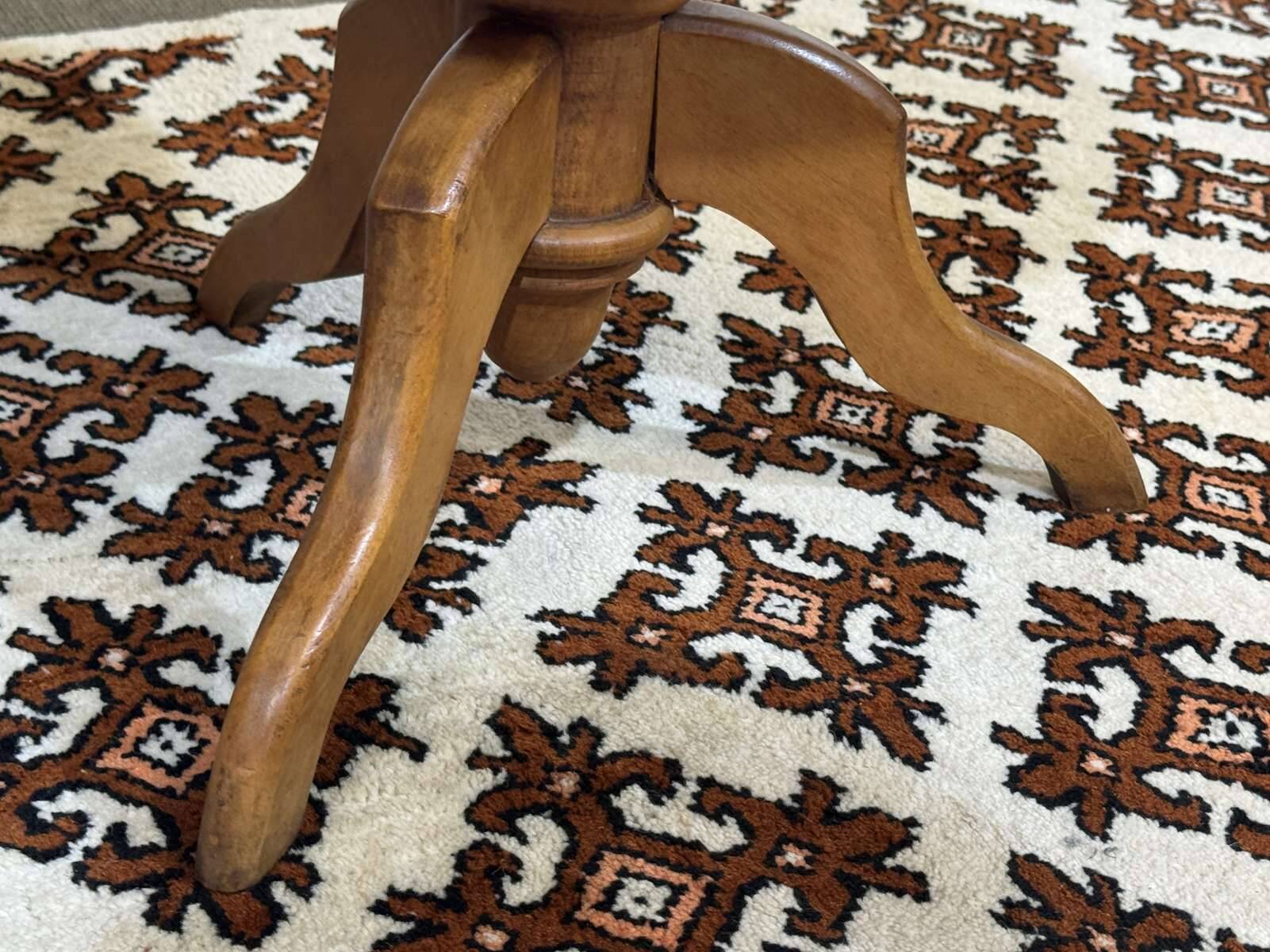 Mahogany gueridon from the 1930s