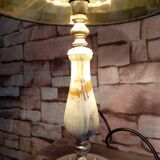 Sell a prestigious lamp made of genuine Onyx and chiselled gilded bronze.