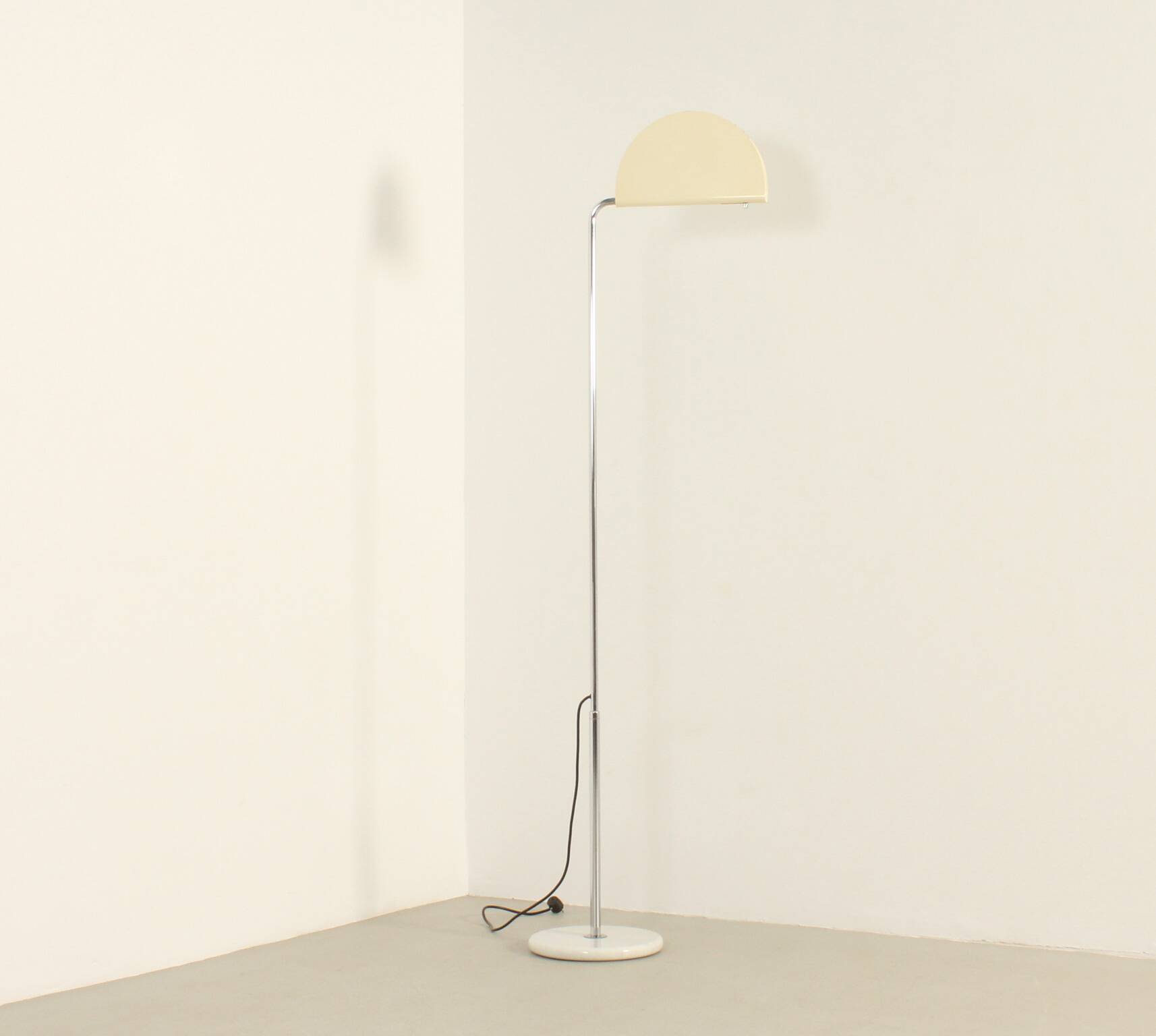Mezzaluna floor lamp by Bruno Gecchelin for Skipper, Italy, 1975