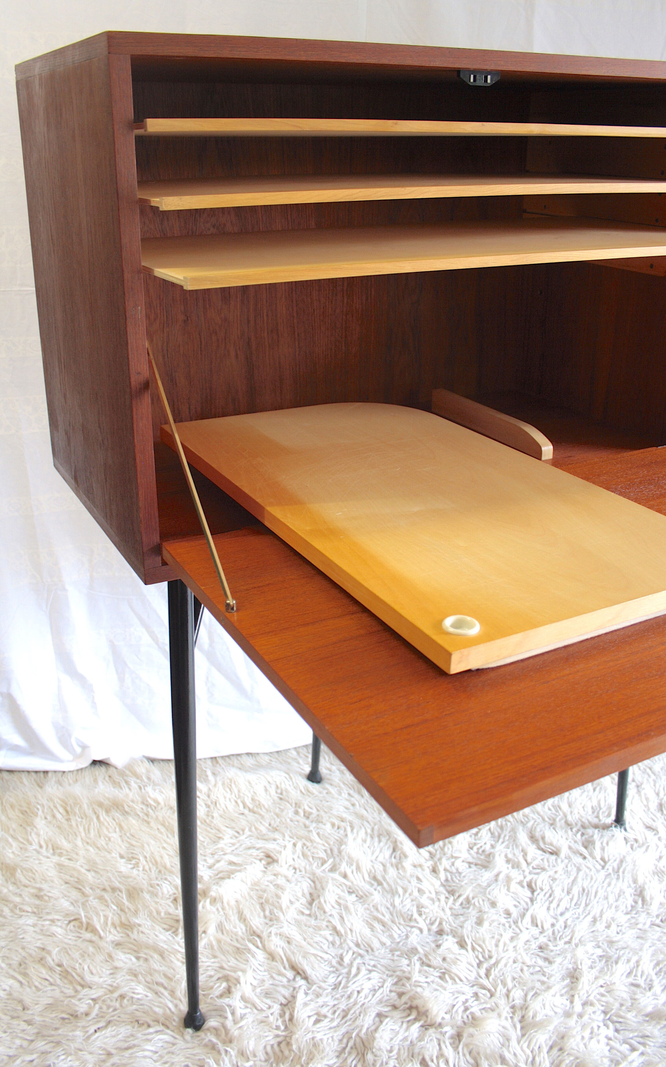 Secretary tripod 50s modernist