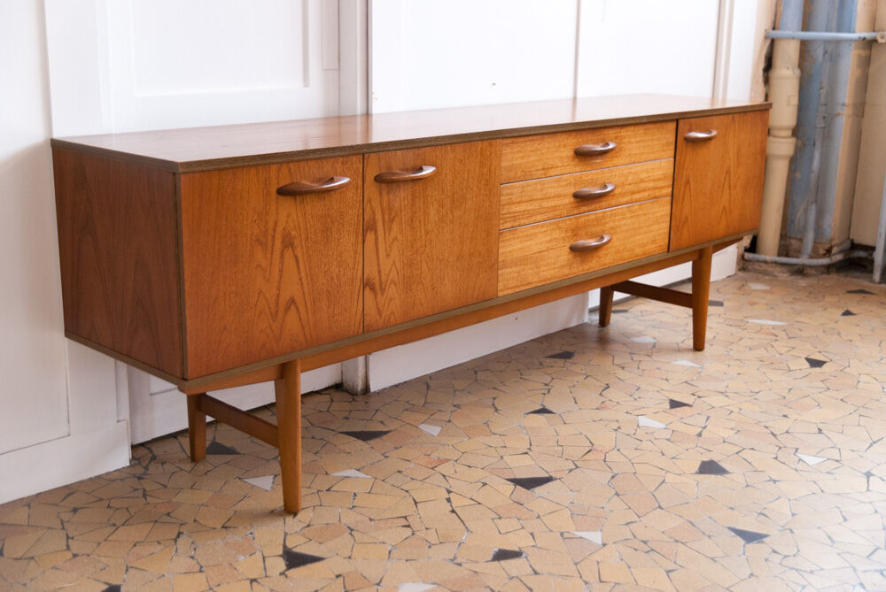 Teak sideboard by Avalon