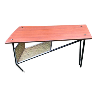 Table basse teck avec porte revue années 60