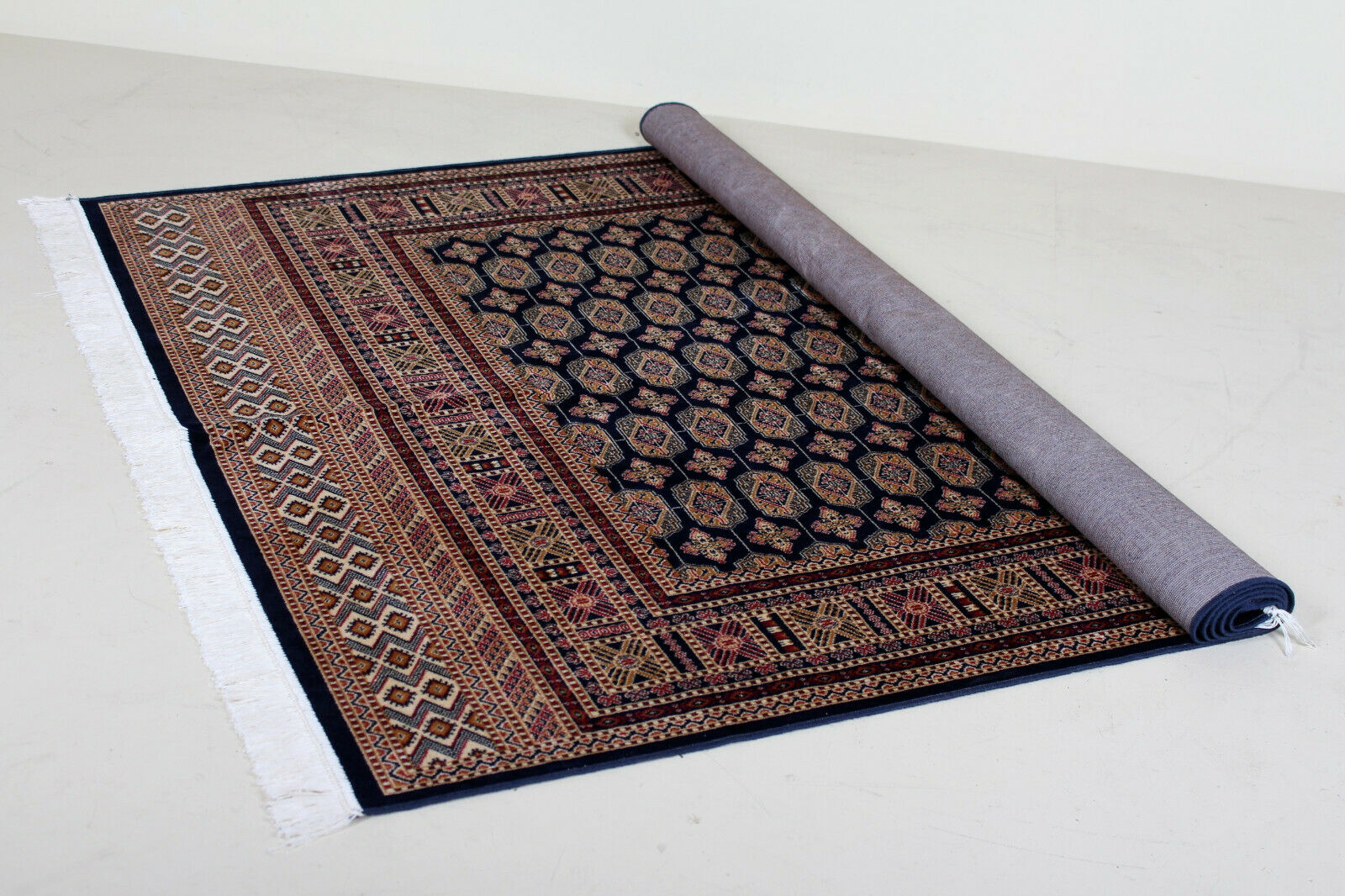 Persian rug 245x159cm