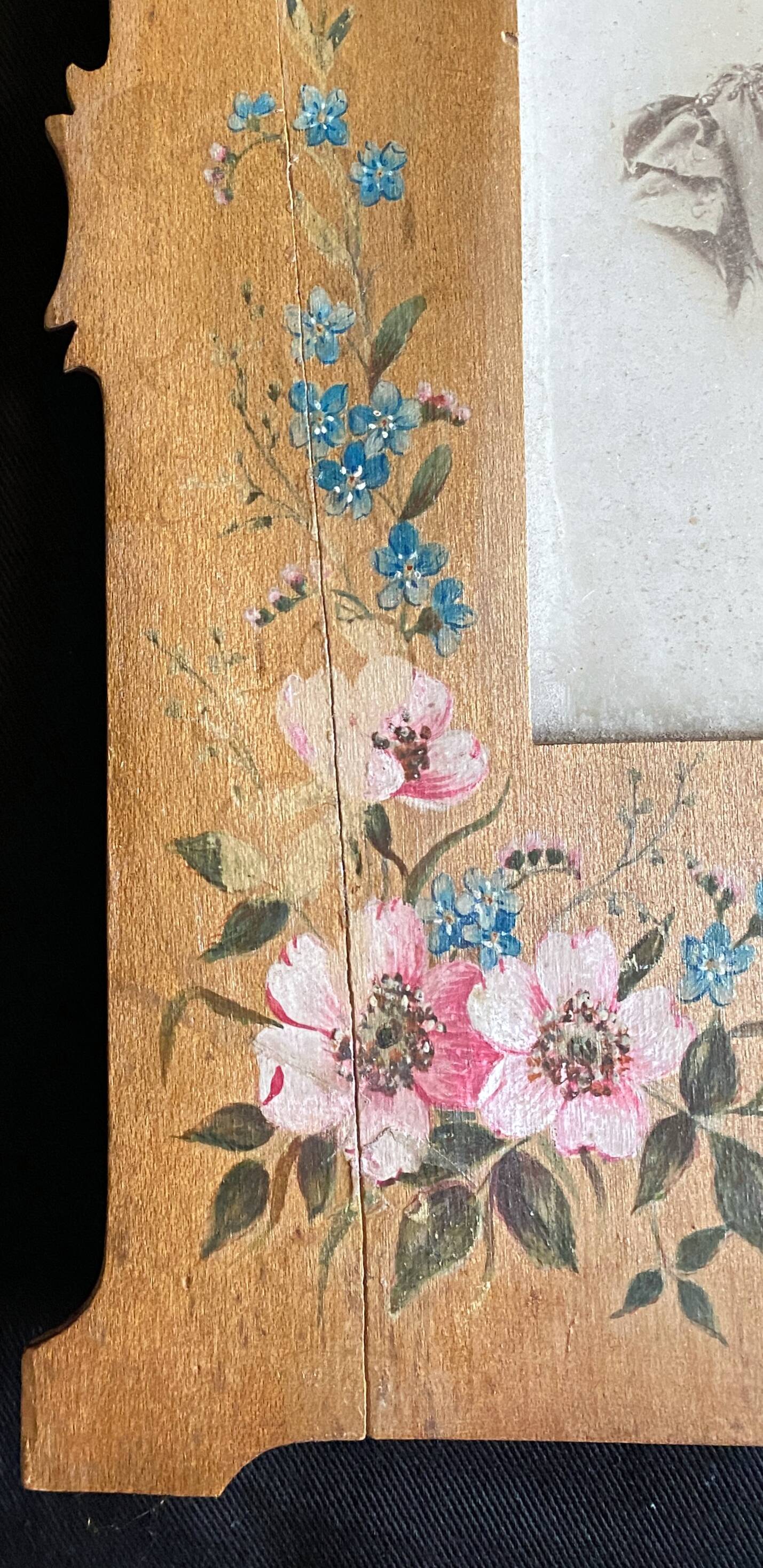 Pair of frames art nouveau circa 1900 dragonfly and flowers for restoration