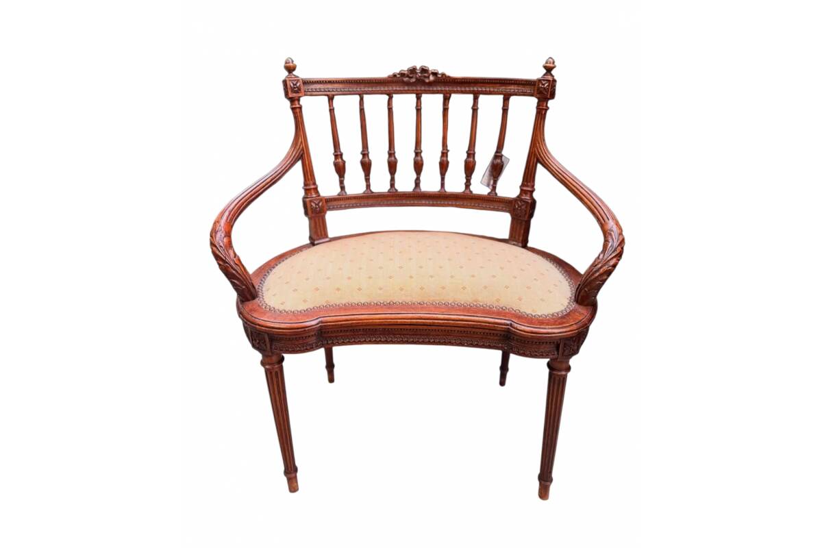 Small sofa, France, early 20th century.