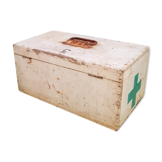 Wooden box