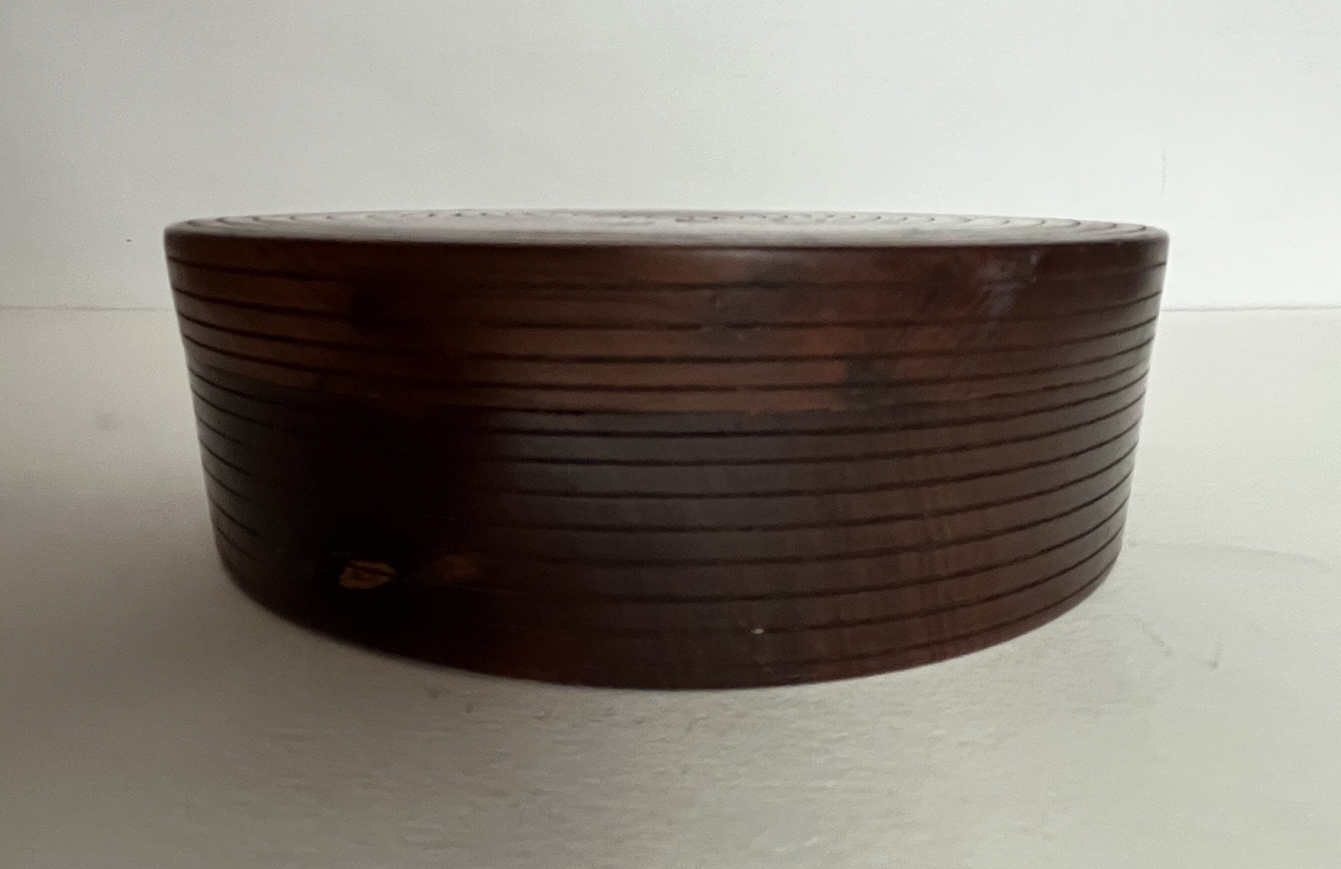 Bonbonnière ronde en bois