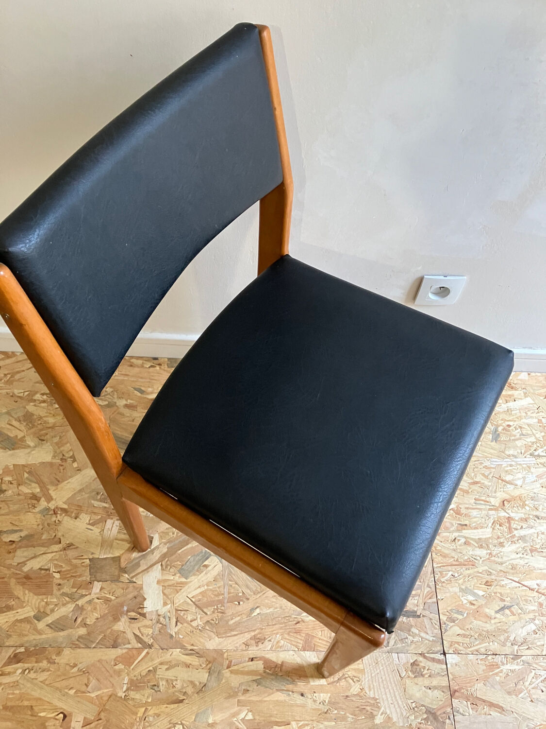 Set of 4 chairs