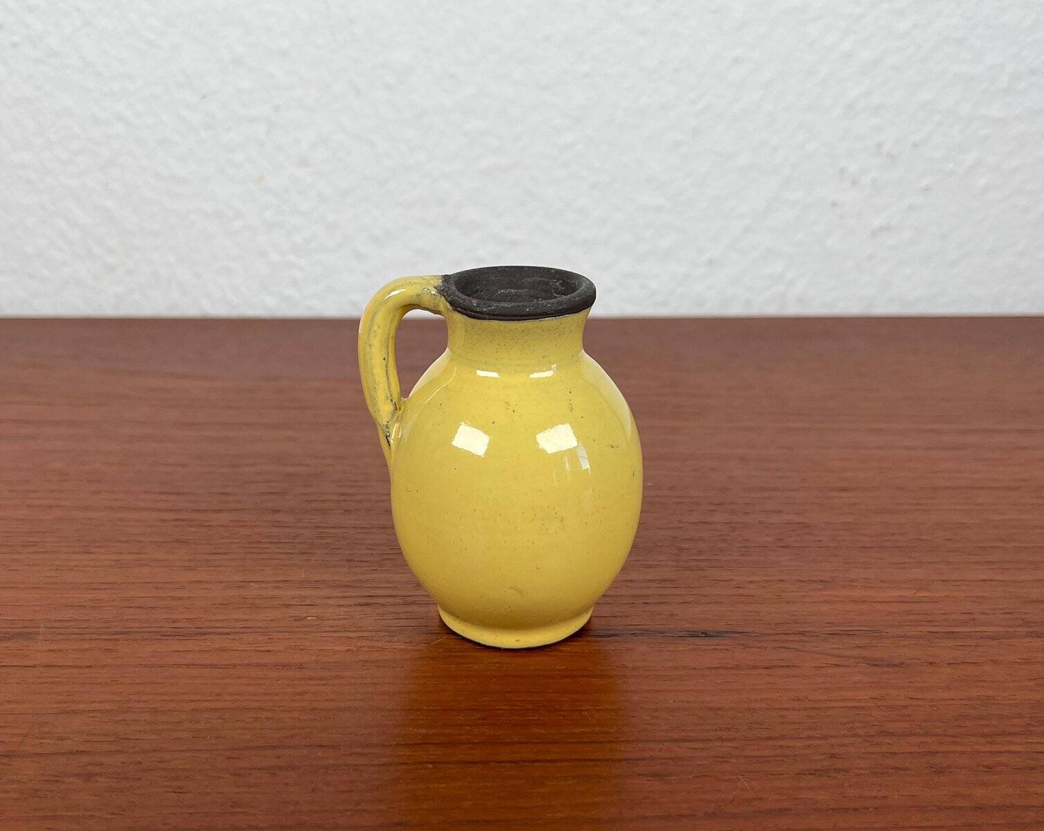 Petit vase carafe en poterie d'atelier du milieu du siècle de BKW Böttger Keramik Wandsbek, Hambourg, Allemagne, années 1960