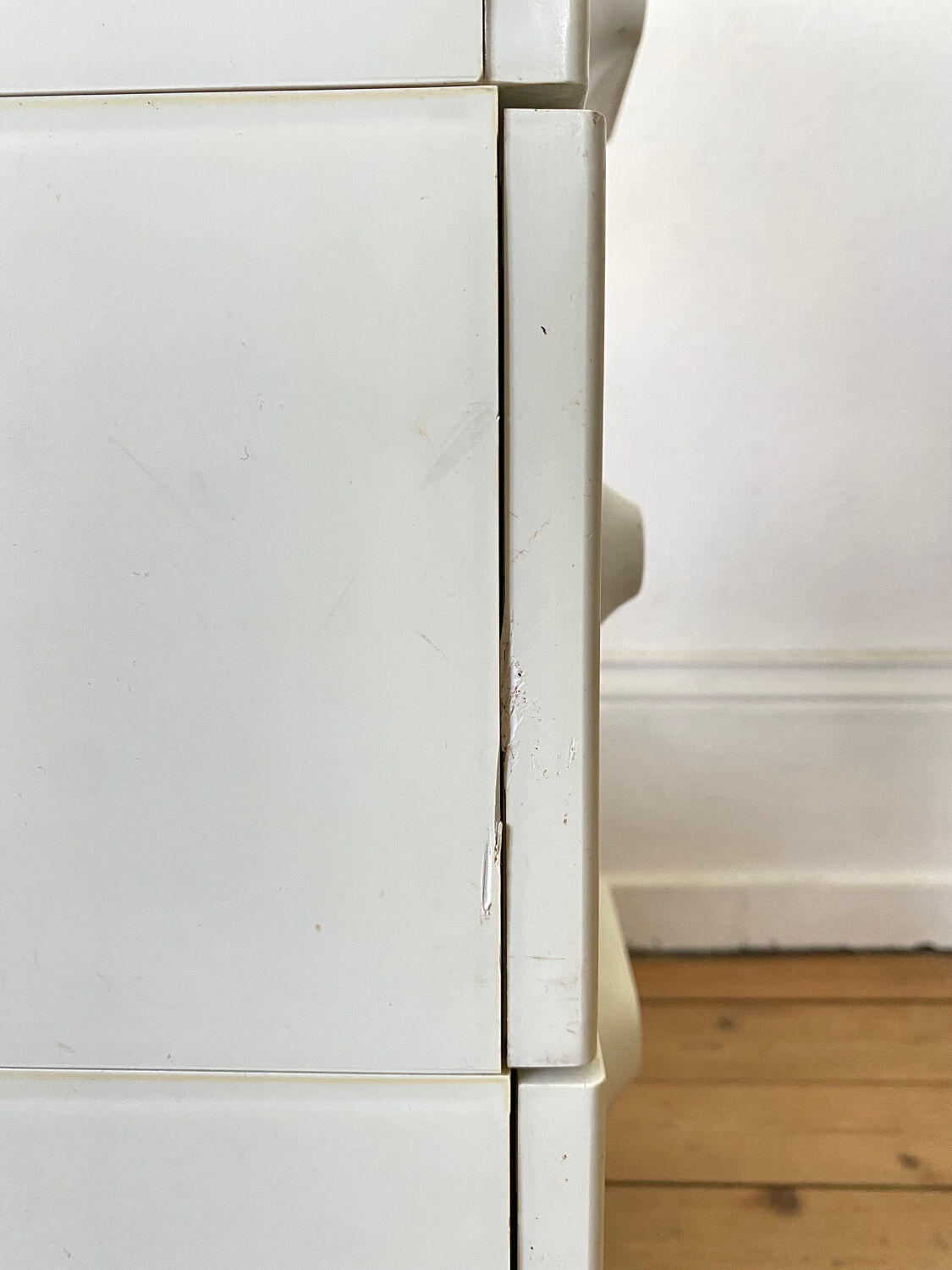 4 drawer chest of drawers