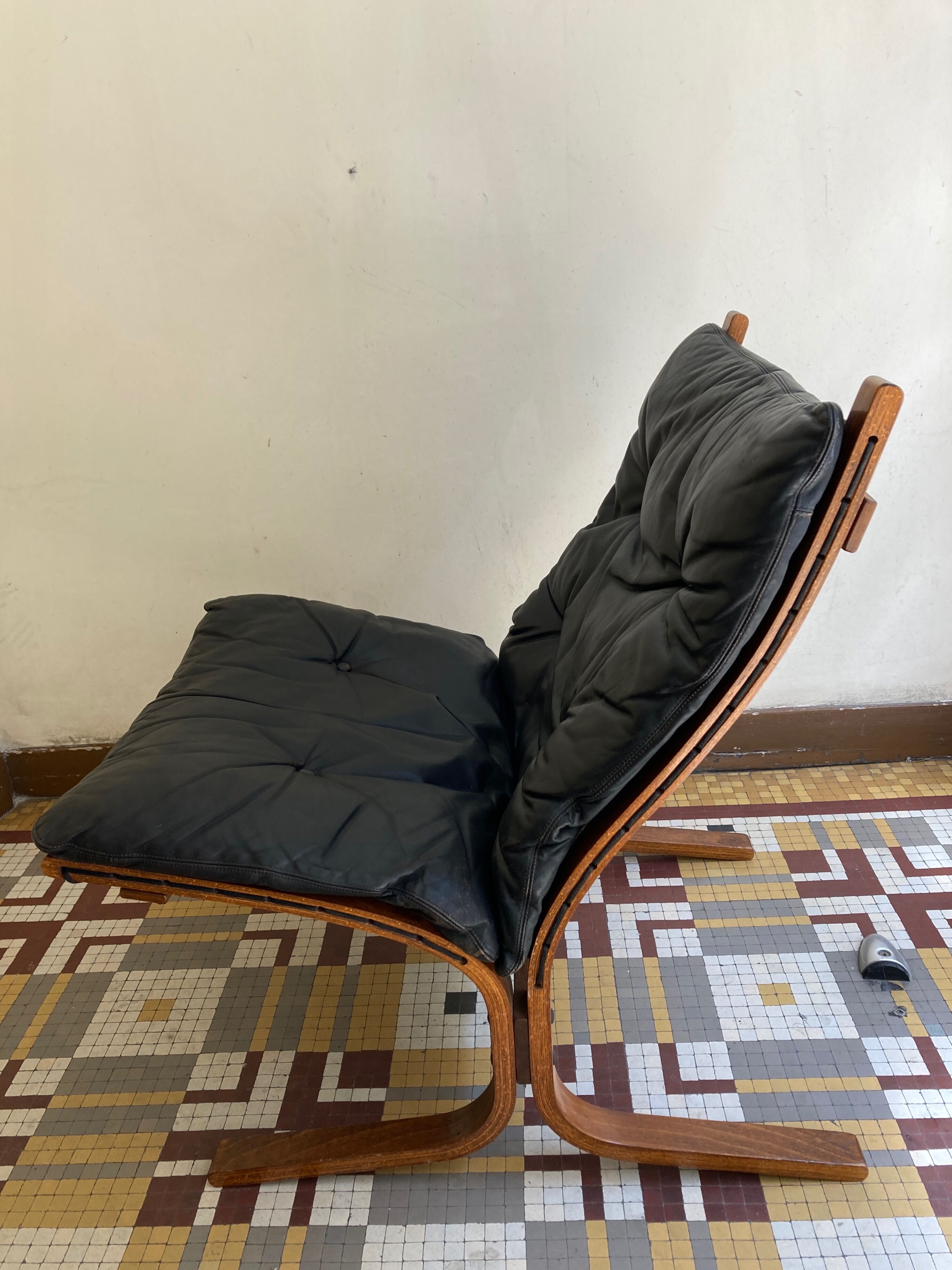 Armchair Siesta 1965 Ingmar Relling for Westnofa, Norway, black leather