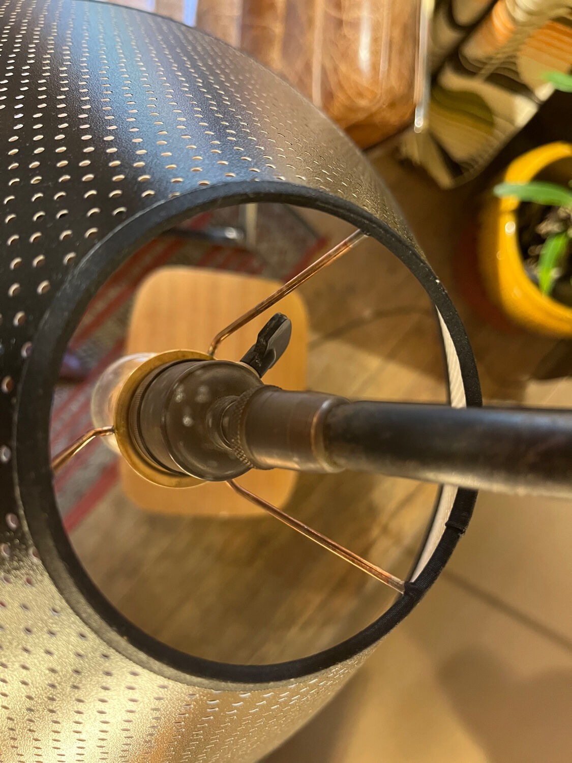 Floor lamp/magazine holder 1950