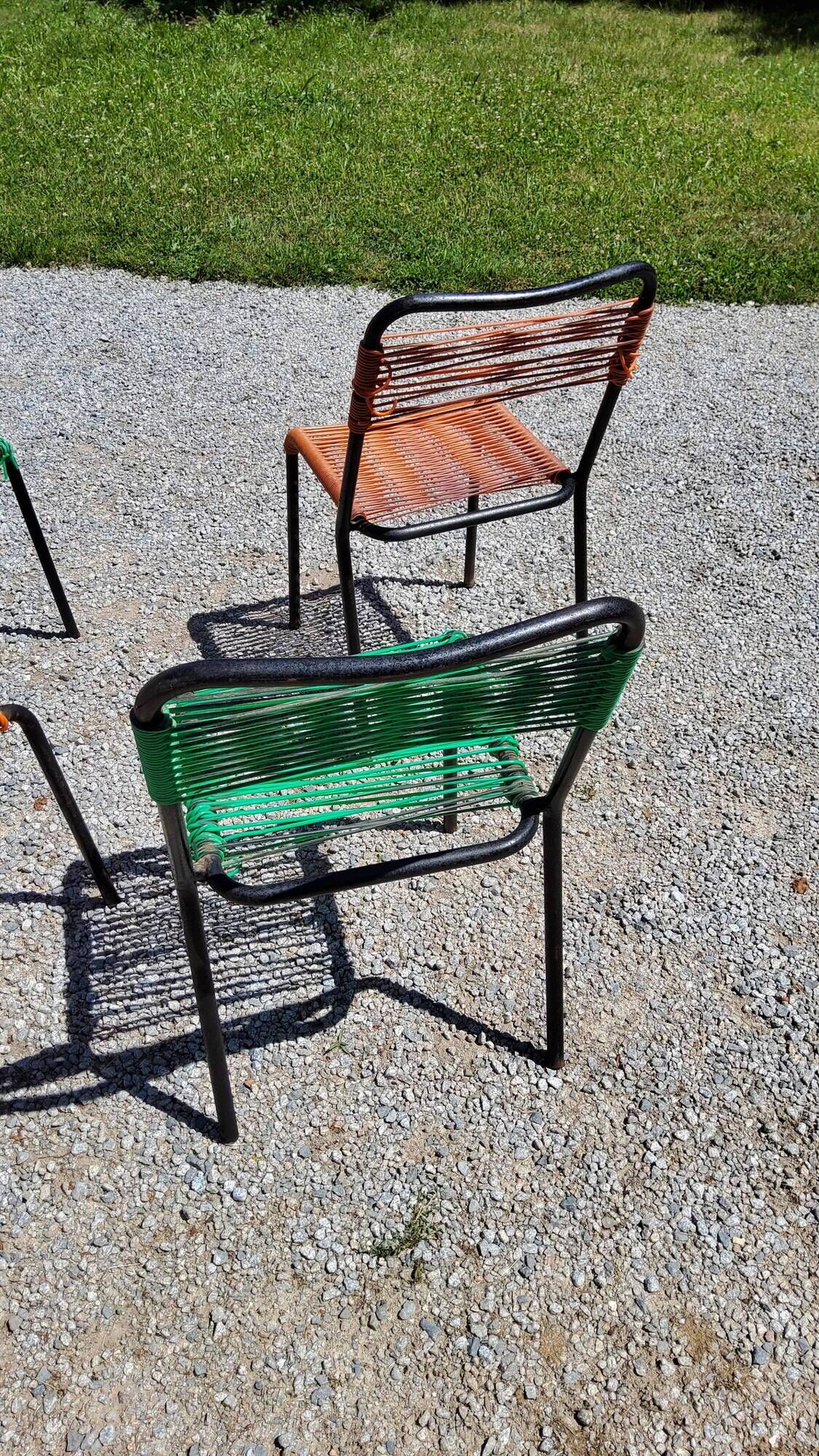 Set of 4 chairs scoubidou green and orange tubes metal black from the 60s