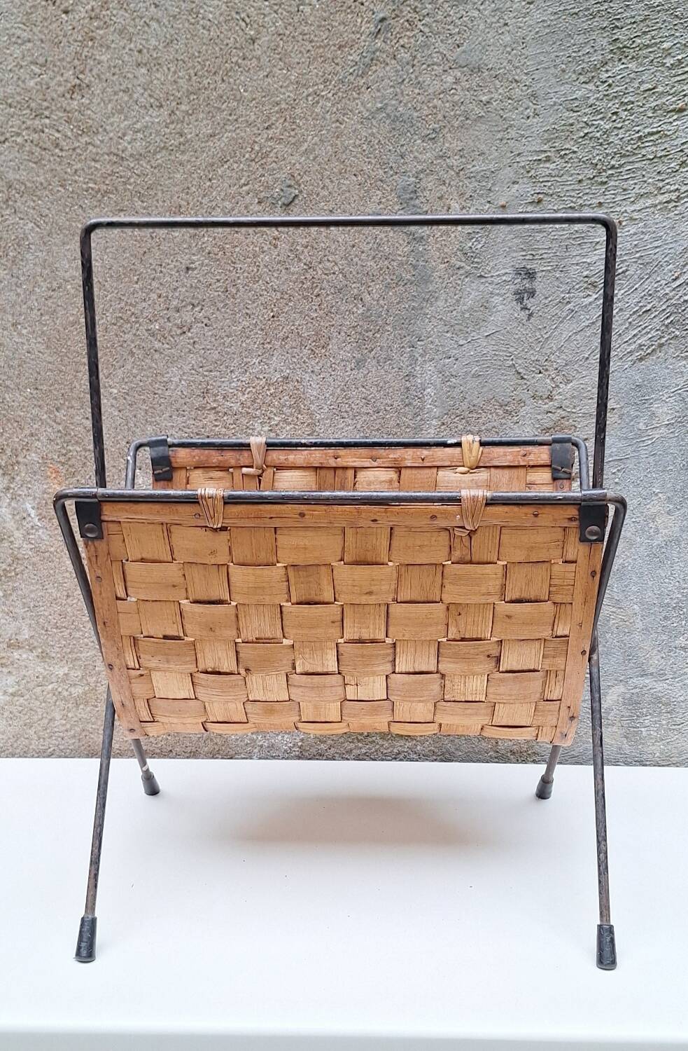 Metal and wood magazine rack