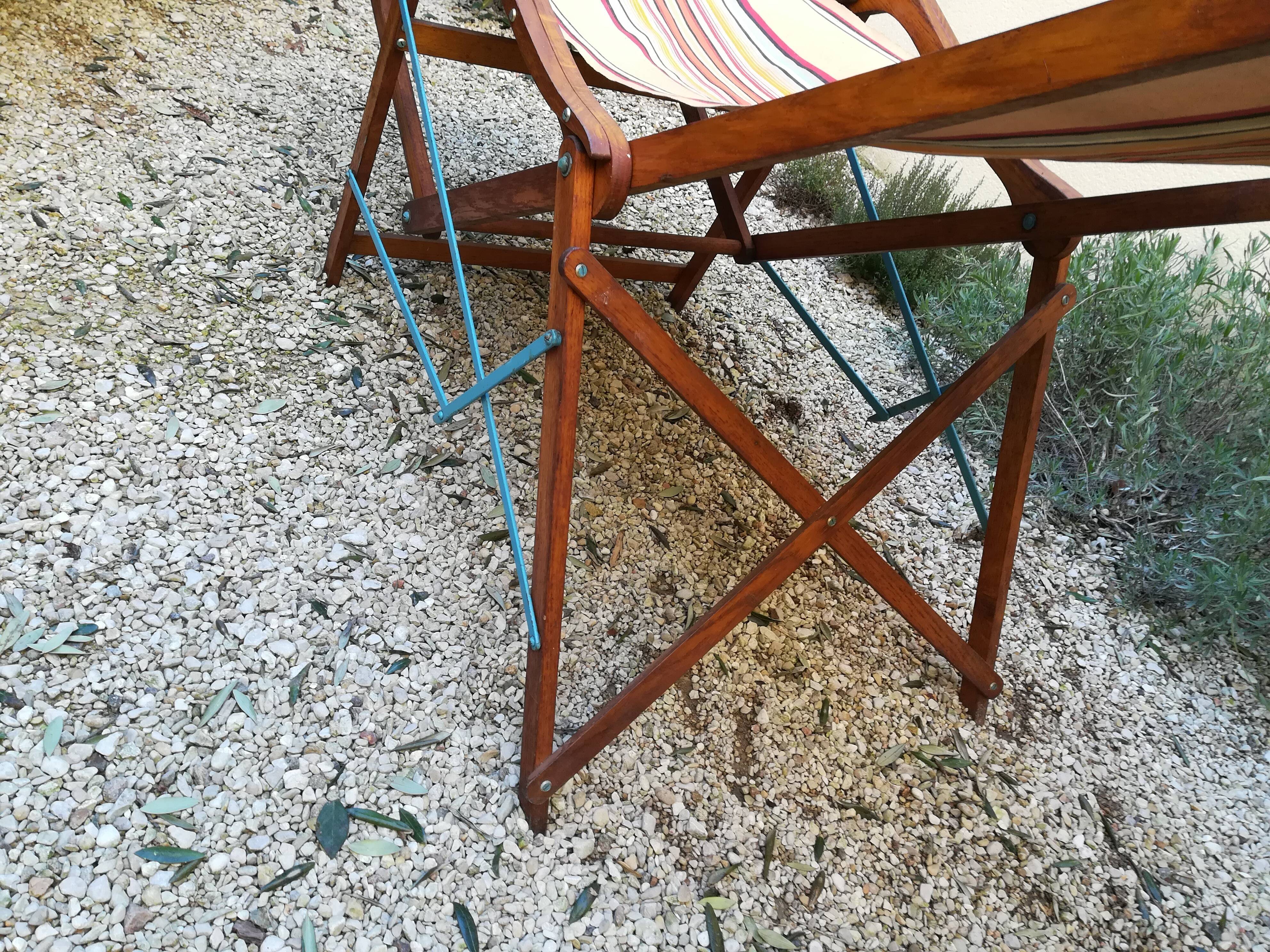 Foldable deck chair from the 1940s