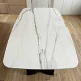 Gullwing design table by Gabriele and Oscar Buratti for Lema, made in Italy