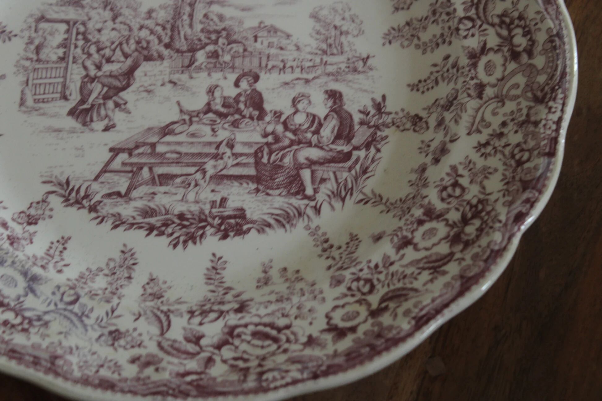 Large vintage shallow dish Lunéville KG – French earthenware, purple country decor – 30 cm
