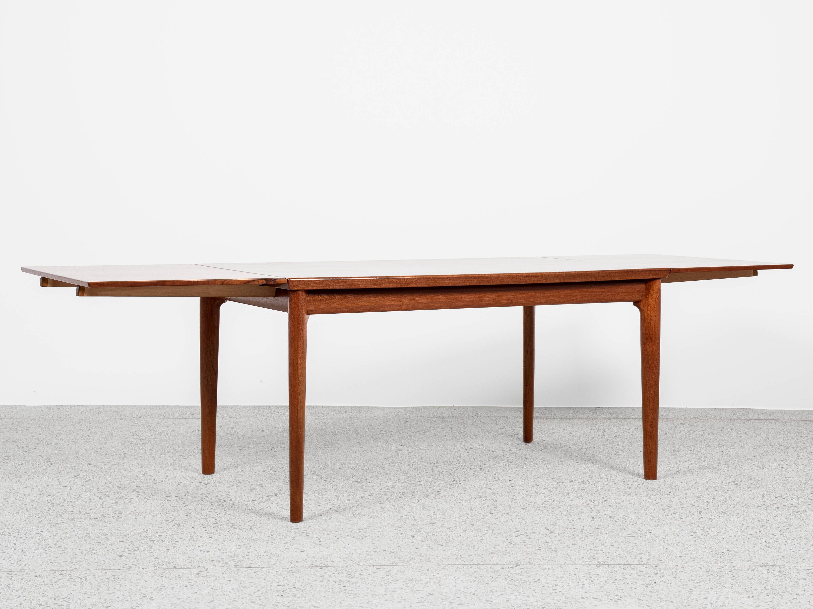 Midcentury Danish dining table in teak by Grete Jalk for Glostrup 1960s