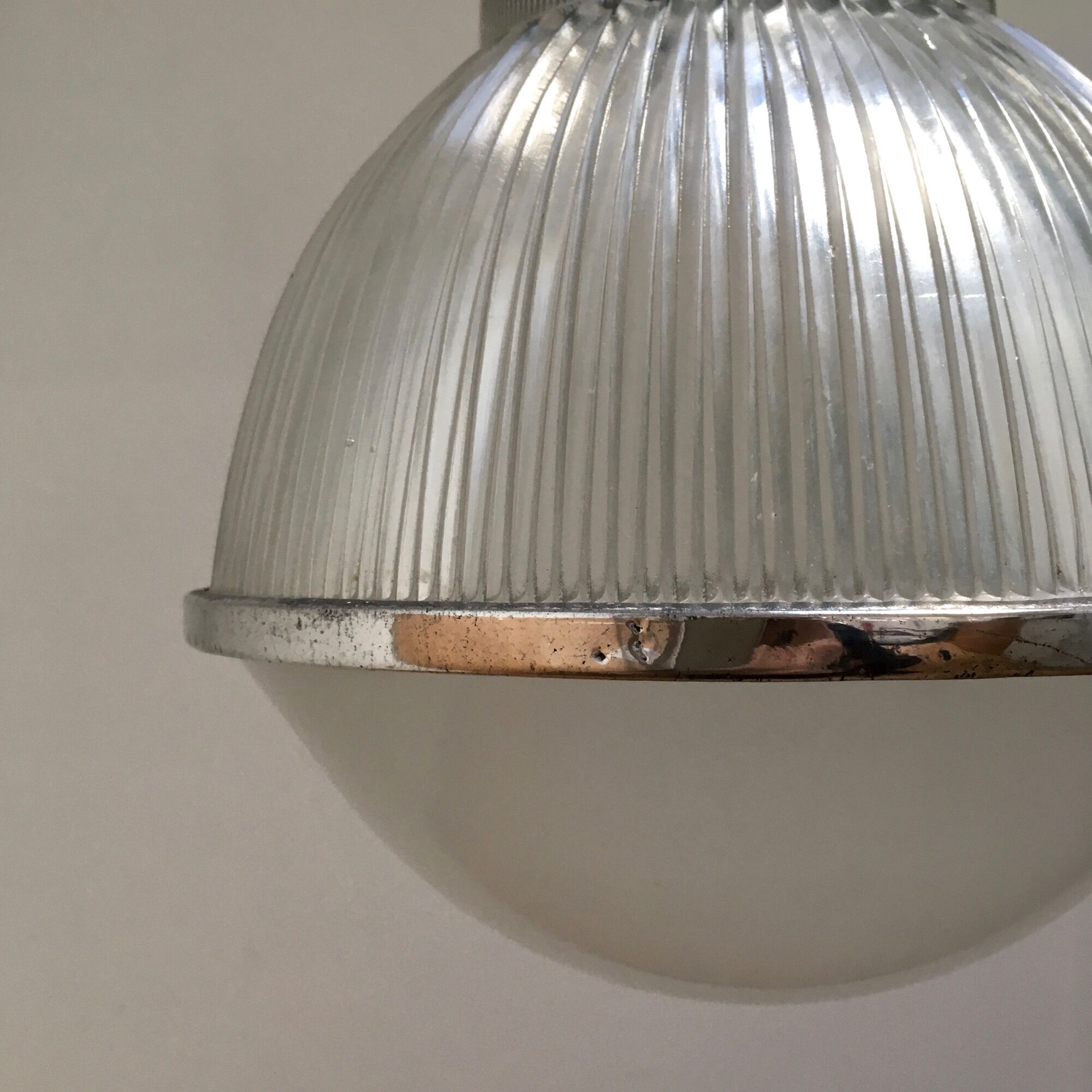 Holophane Suspension