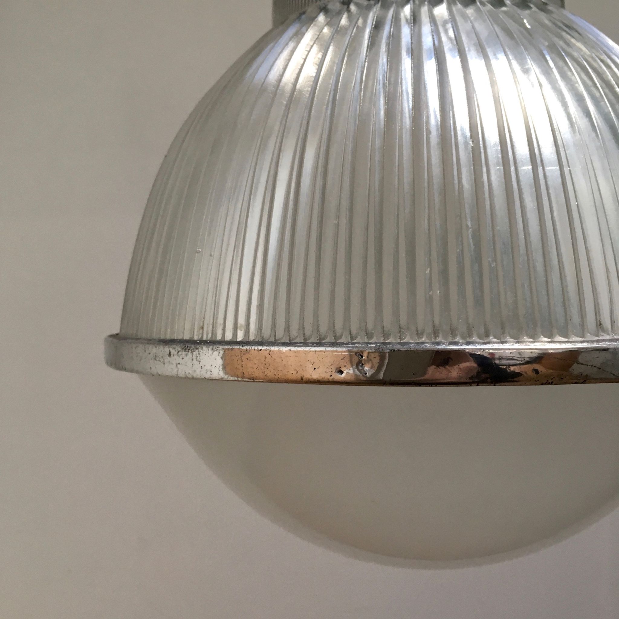 Holophane Suspension