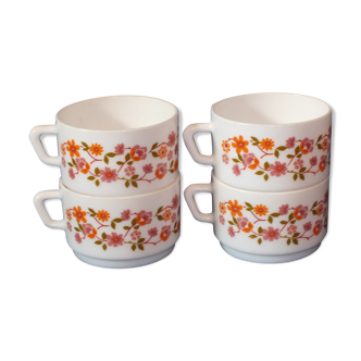 4 large vintage cups Arcopal - 1970 Scania flowers