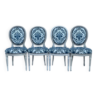 4 chaises de style Louis XVI