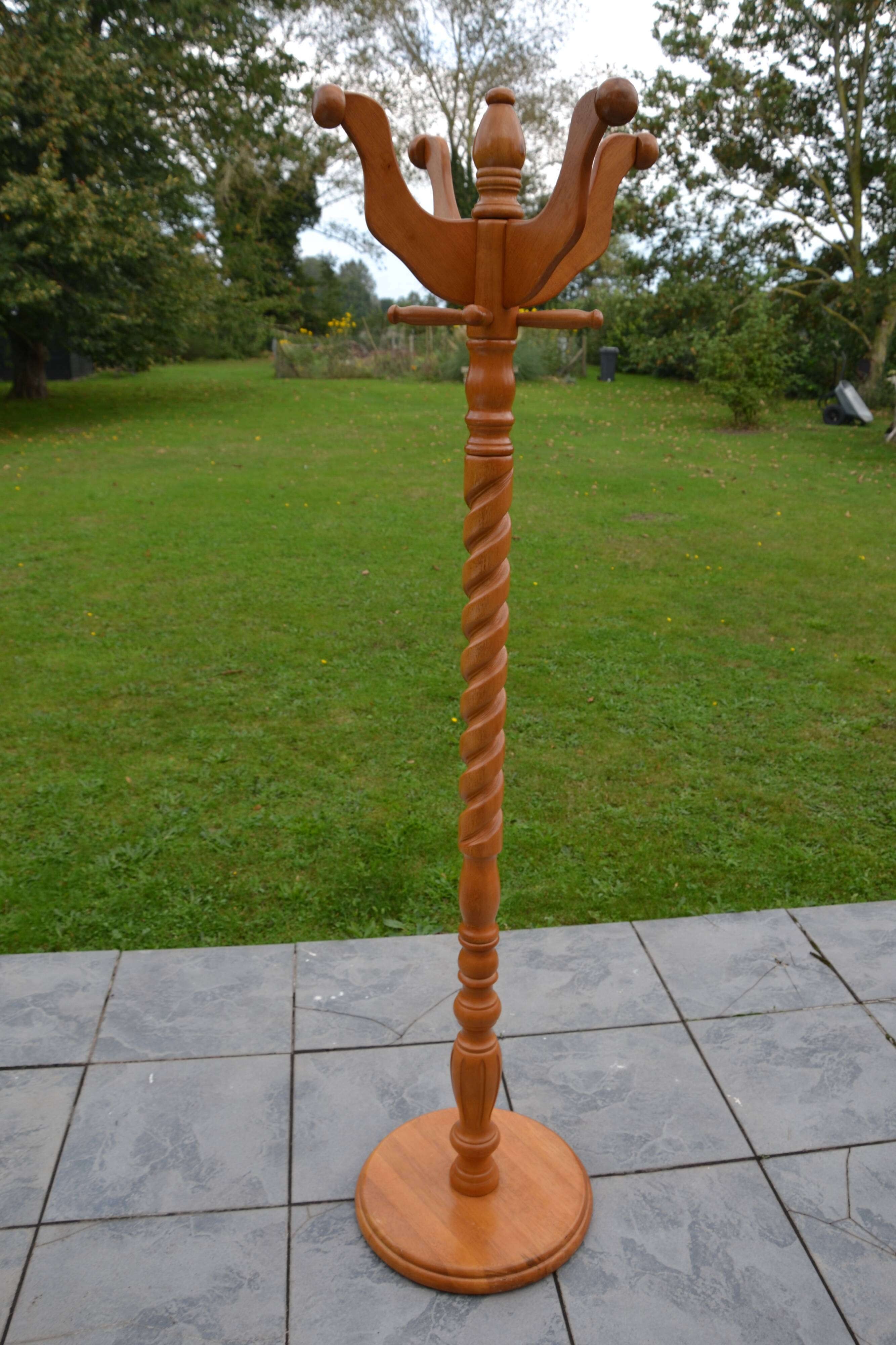 Vintage wooden coat rack, 1970