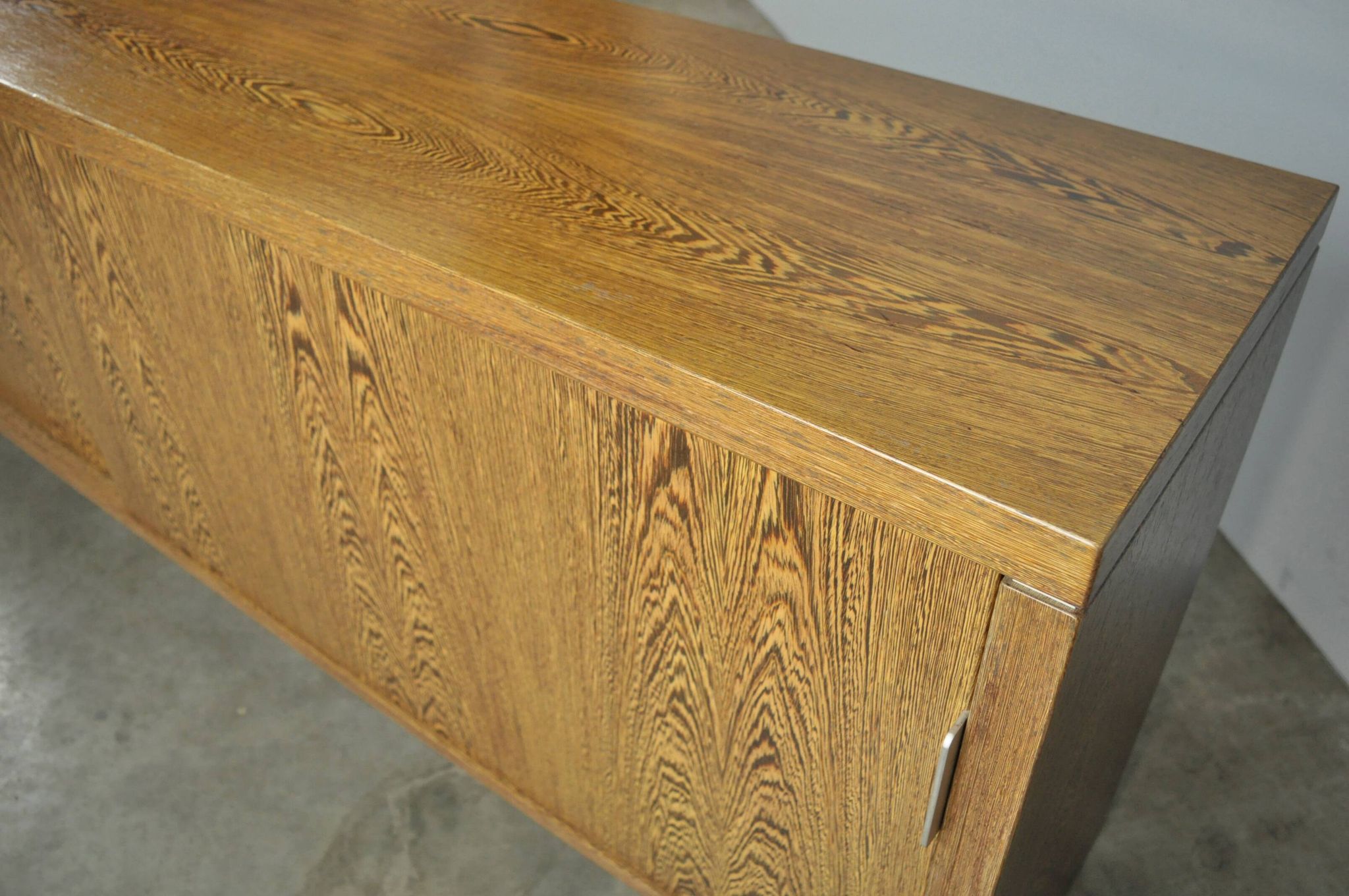 Buffet vintage de style néerlandais moderne avec finition wengé, années 1980