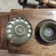 Téléphone décoratif en bois et laiton