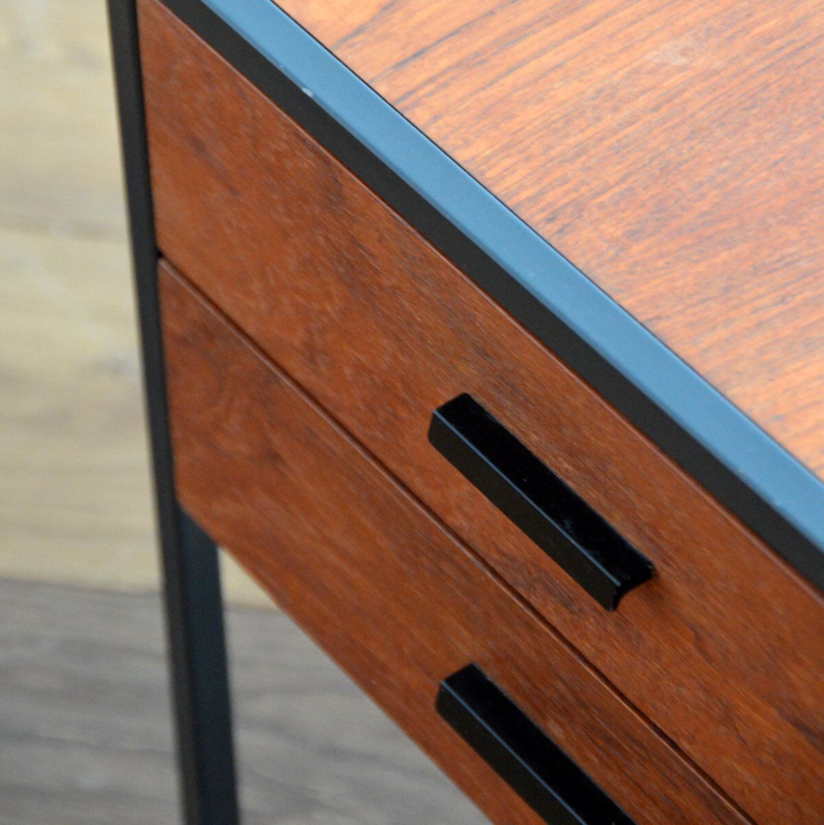 Pastoe 1960s vintage bedside table / side table